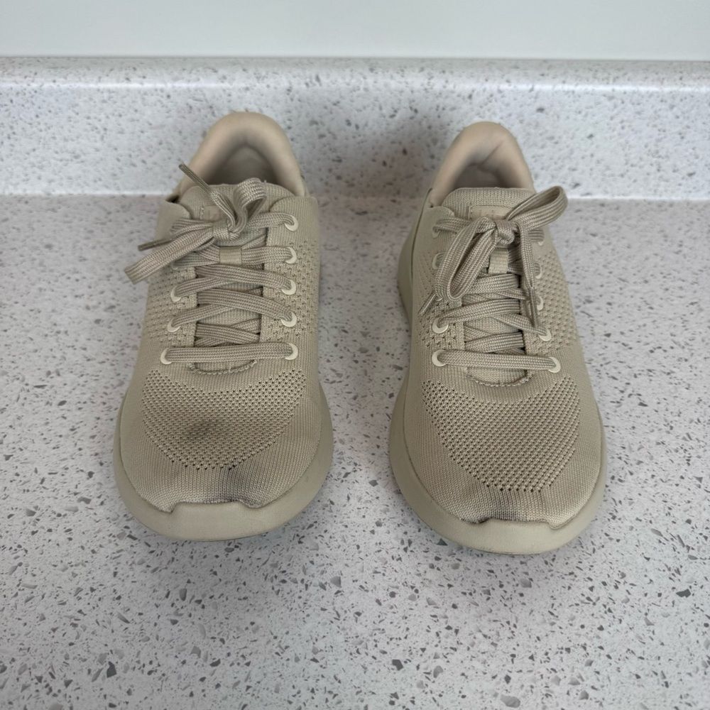 Kizik Lima Shoes Size Women's 8 Wide Men's 6.5 Wide Cream Beige - Picture 2 of 8